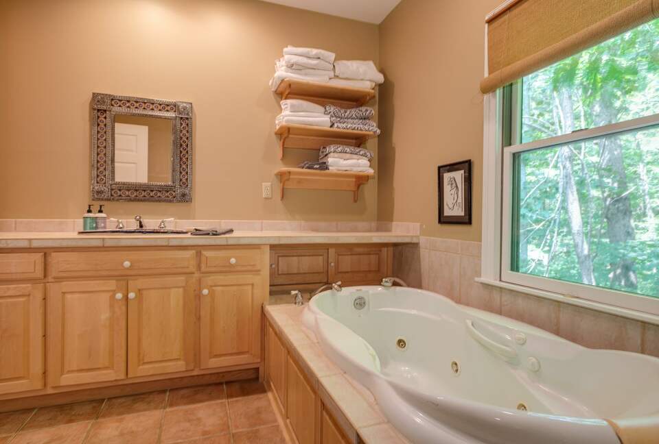 Stunning 'Mountain View' from Sun-up to Sundown - Monteagle, Tennessee