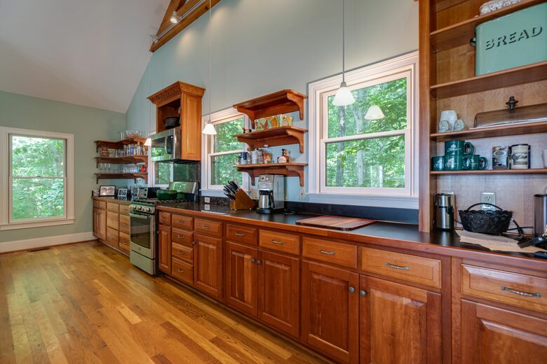 Stunning 'Mountain View' from Sun-up to Sundown - Monteagle, Tennessee