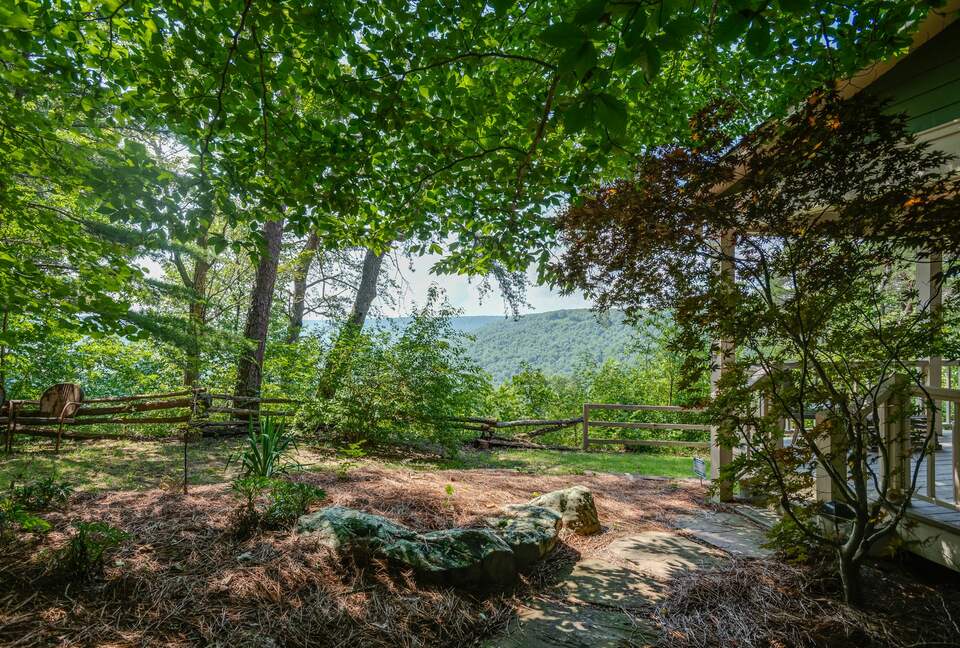 Stunning 'Mountain View' from Sun-up to Sundown - Monteagle, Tennessee