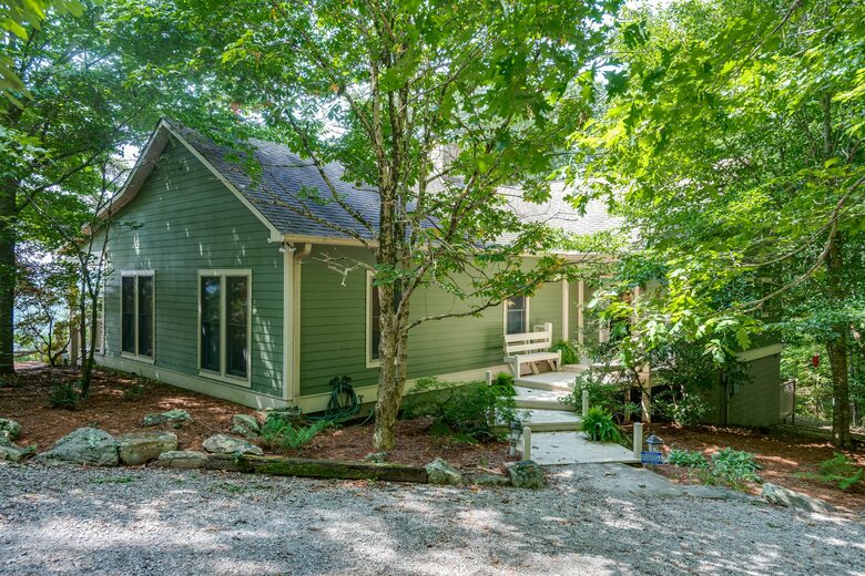 Stunning 'Mountain View' from Sun-up to Sundown - Monteagle, Tennessee