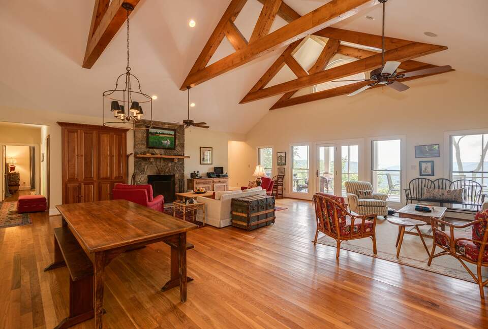 Stunning 'Mountain View' from Sun-up to Sundown - Monteagle, Tennessee