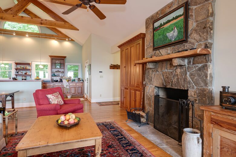 Stunning 'Mountain View' from Sun-up to Sundown - Monteagle, Tennessee