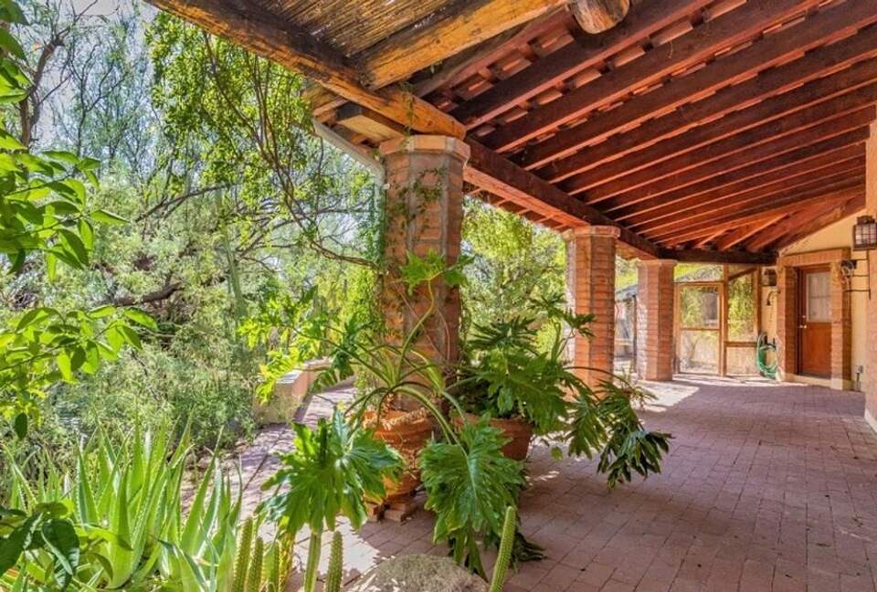 Tucson GetAway - Tucson, Arizona