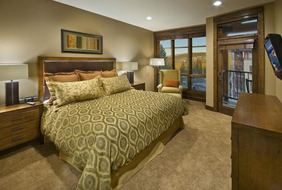 Welk's Northstar Lodge - Three Bedroom Residence - Truckee, California