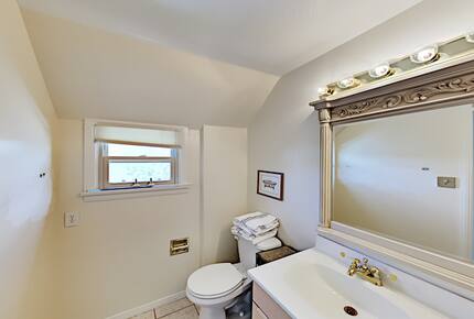 Spectacular Arrowhead Lakefront - Lake Arrowhead, California