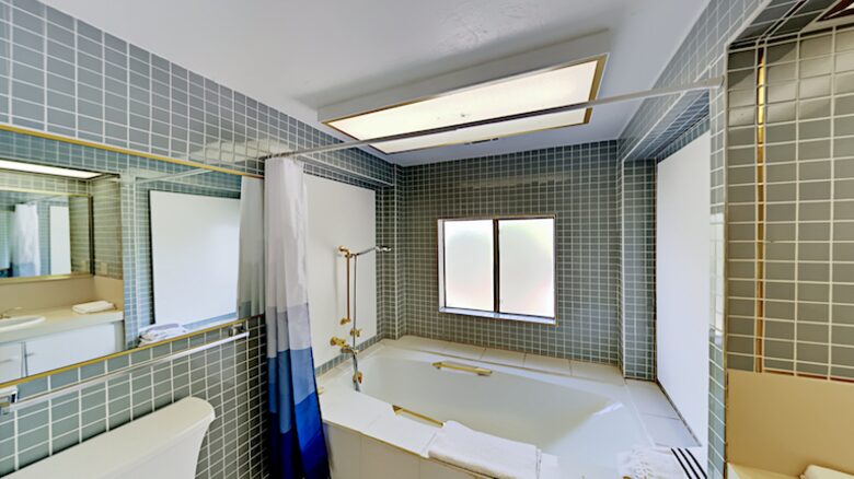 Spectacular Arrowhead Lakefront - Lake Arrowhead, California