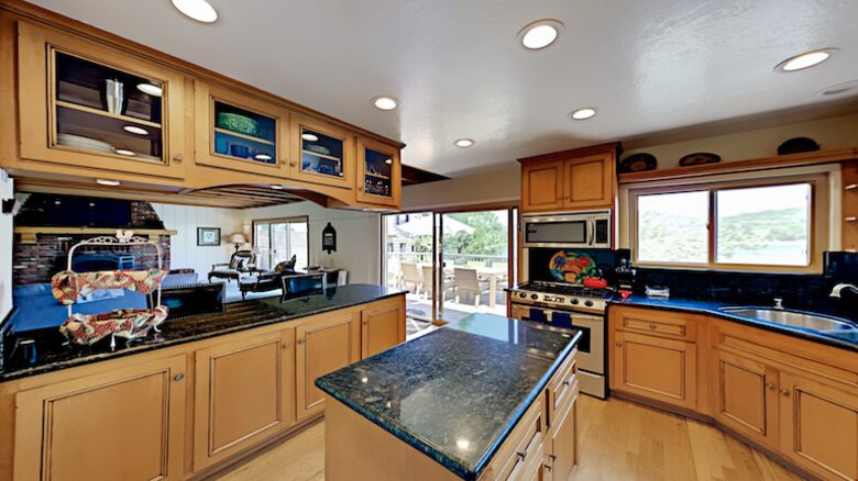 Spectacular Arrowhead Lakefront - Lake Arrowhead, California