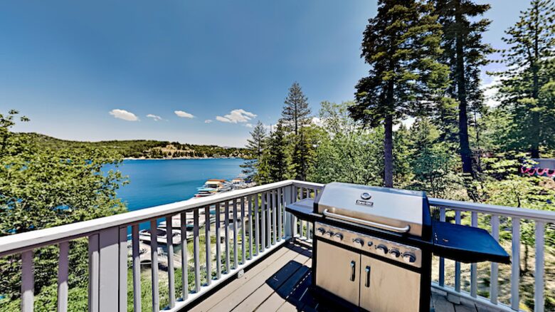 Spectacular Arrowhead Lakefront - Lake Arrowhead, California