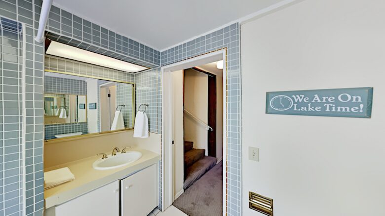 Spectacular Arrowhead Lakefront - Lake Arrowhead, California