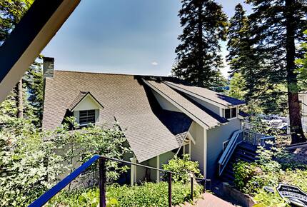 Spectacular Arrowhead Lakefront - Lake Arrowhead, California