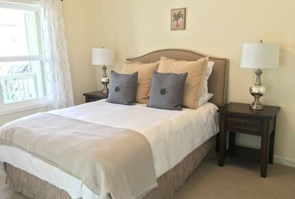 Downtown Napa Valley Hidden Gem - Napa, California