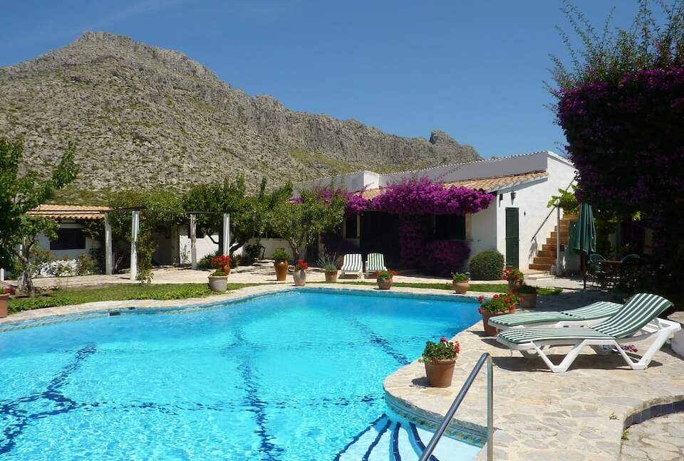 Picturesque Spanish finca "Las Rosas" - Port de Pollenca, Spain