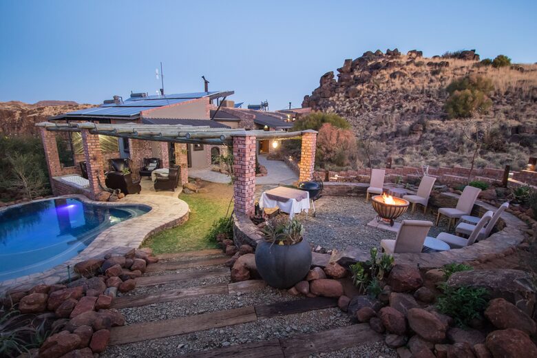 A One Bedroom Suite at Tiger Canyon Private Game Reserve - Philippolis, South Africa