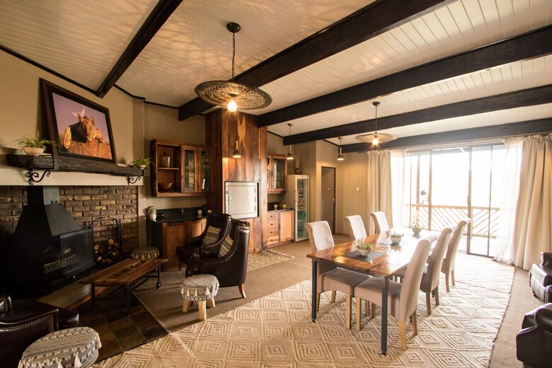 A One Bedroom Suite at Tiger Canyon Private Game Reserve - Philippolis, South Africa