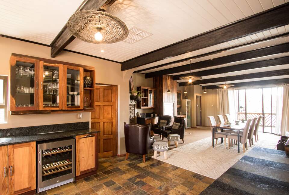 A One Bedroom Suite at Tiger Canyon Private Game Reserve - Philippolis, South Africa