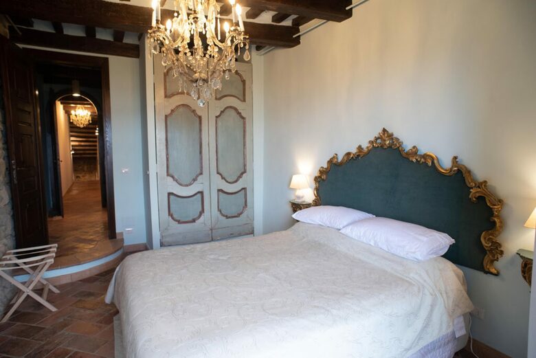 Umbria Above Luxury Townhouse - Ficulle, Italy