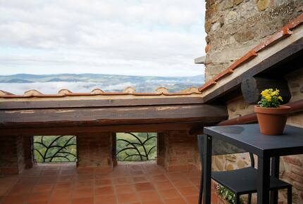 Umbria Above Luxury Townhouse - Ficulle, Italy