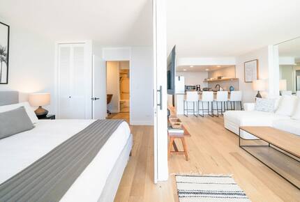 Ilikai Marina Condo - Honolulu, Hawaii