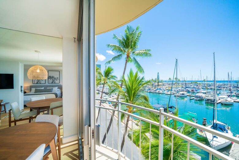 Ilikai Marina Condo - Honolulu, Hawaii