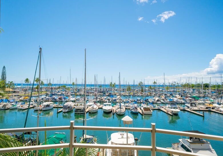 Ilikai Marina Condo - Honolulu, Hawaii