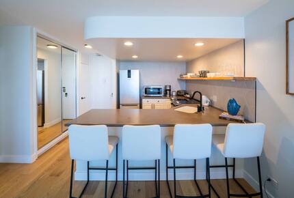 Ilikai Marina Condo - Honolulu, Hawaii