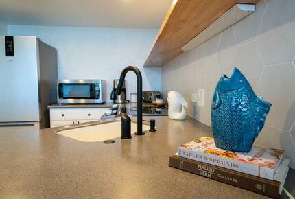 Ilikai Marina Condo - Honolulu, Hawaii