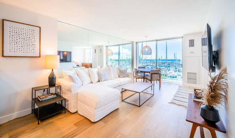 Ilikai Marina Condo - Honolulu, Hawaii