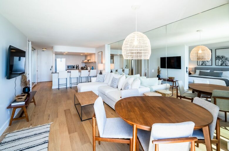 Ilikai Marina Condo - Honolulu, Hawaii