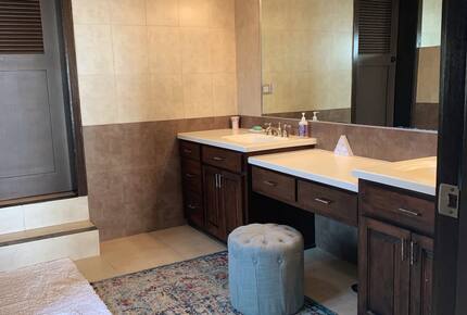 Casa Los Primos - La Misión, Mexico