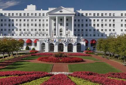 Greenbrier - Luxury Private Home - On Resort grounds - White Sulphur Springs, West Virginia