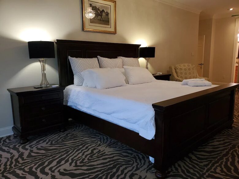 Greenbrier - Luxury Private Home - On Resort grounds - White Sulphur Springs, West Virginia