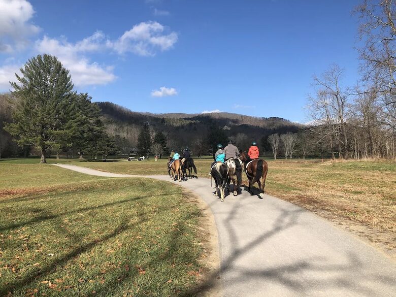 Greenbrier - Luxury Private Home - On Resort grounds - White Sulphur Springs, West Virginia