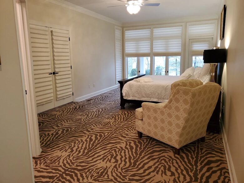 Greenbrier - Luxury Private Home - On Resort grounds - White Sulphur Springs, West Virginia