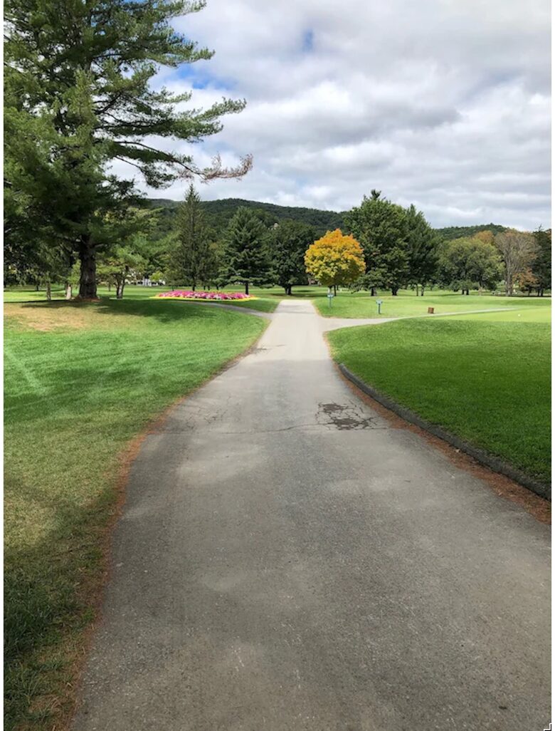 Greenbrier - Luxury Private Home - On Resort grounds - White Sulphur Springs, West Virginia