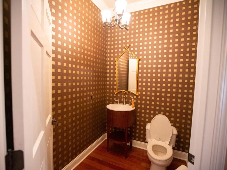 Greenbrier - Luxury Private Home - On Resort grounds - White Sulphur Springs, West Virginia