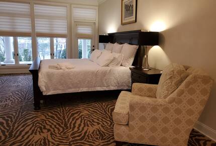 Greenbrier - Luxury Private Home - On Resort grounds - White Sulphur Springs, West Virginia