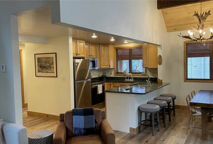 Breckenridge Modern Cabin Escape - Breckenridge, Colorado