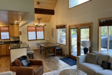 Breckenridge Modern Cabin Escape - Breckenridge, Colorado