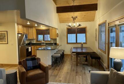 Breckenridge Modern Cabin Escape - Breckenridge, Colorado