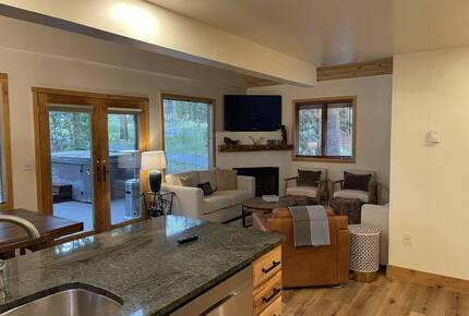 Breckenridge Modern Cabin Escape - Breckenridge, Colorado