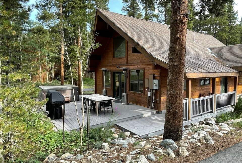 Breckenridge Modern Cabin Escape - Breckenridge, Colorado