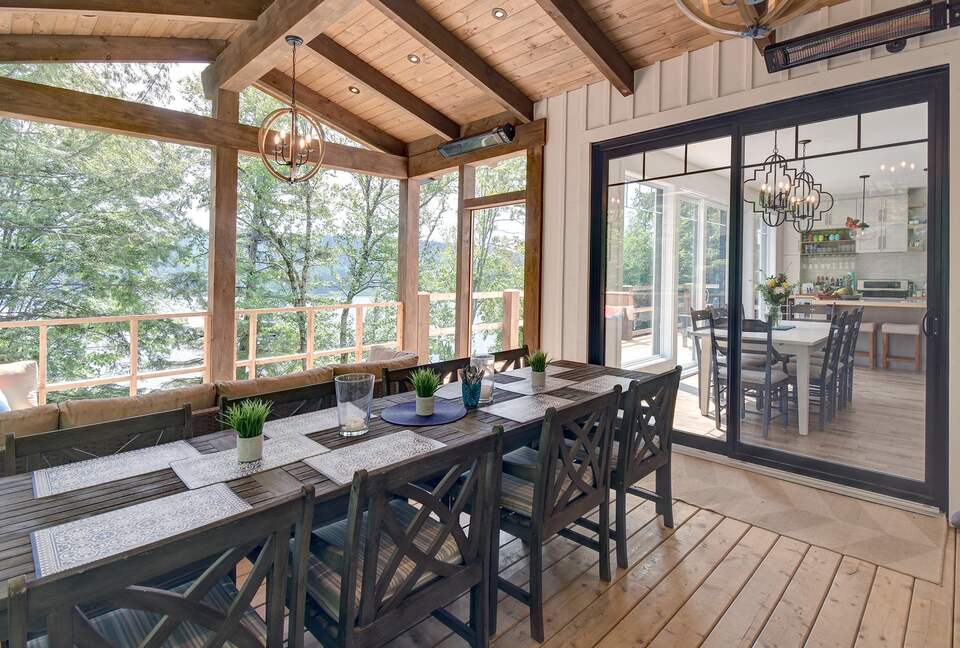 Lakefront Mont-Tremblant - La Conception, Canada