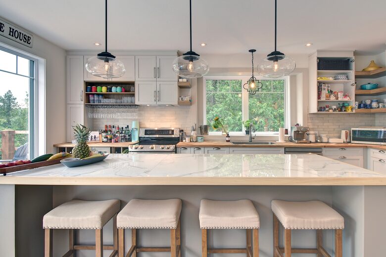 Lakefront Mont-Tremblant - La Conception, Canada