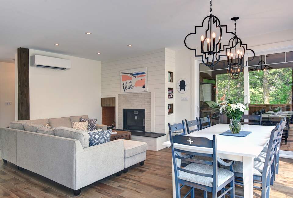 Lakefront Mont-Tremblant - La Conception, Canada