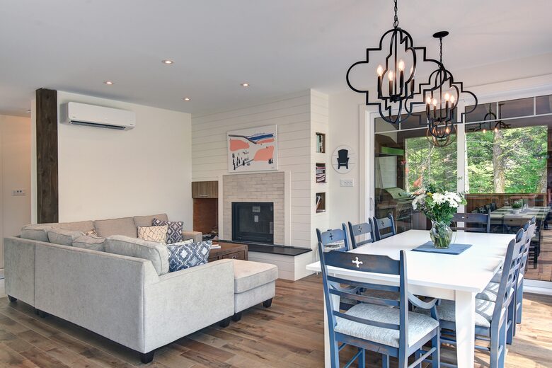 Lakefront Mont-Tremblant - La Conception, Canada