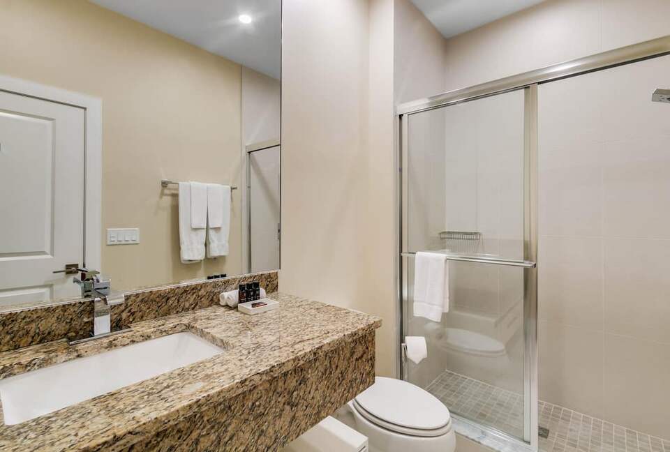 Disney Magic Village 4 BR Townhome - Kissimmee, Florida