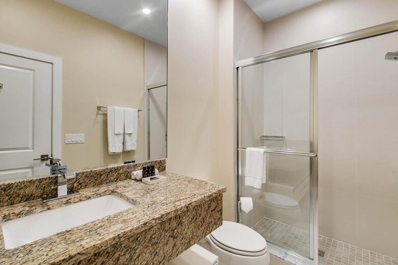 Disney Magic Village 4 BR Townhome - Kissimmee, Florida