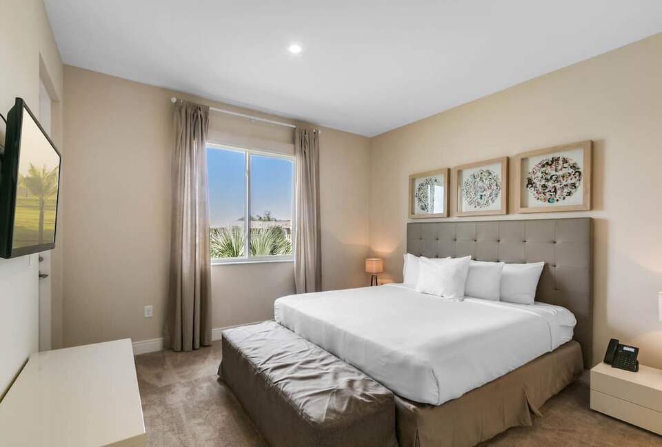 Disney Magic Village 4 BR Townhome - Kissimmee, Florida