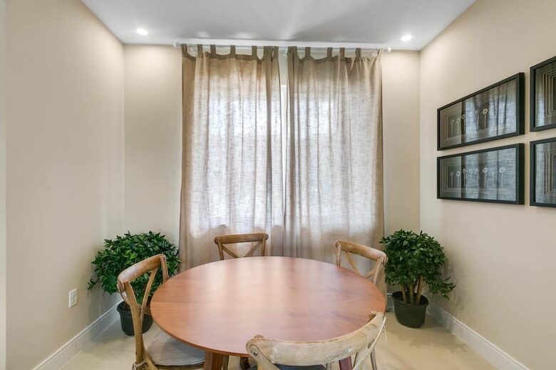 Disney Magic Village 4 BR Townhome - Kissimmee, Florida