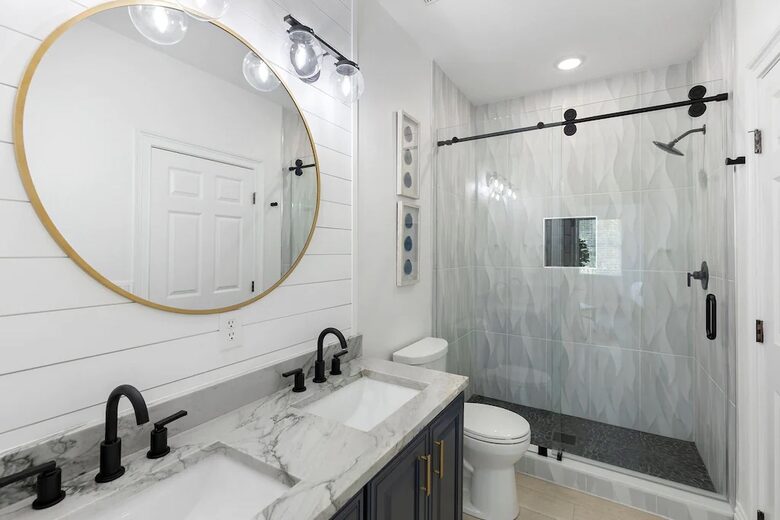 Luxury Reunion Resort Gathering Villa - Kissimmee, Florida